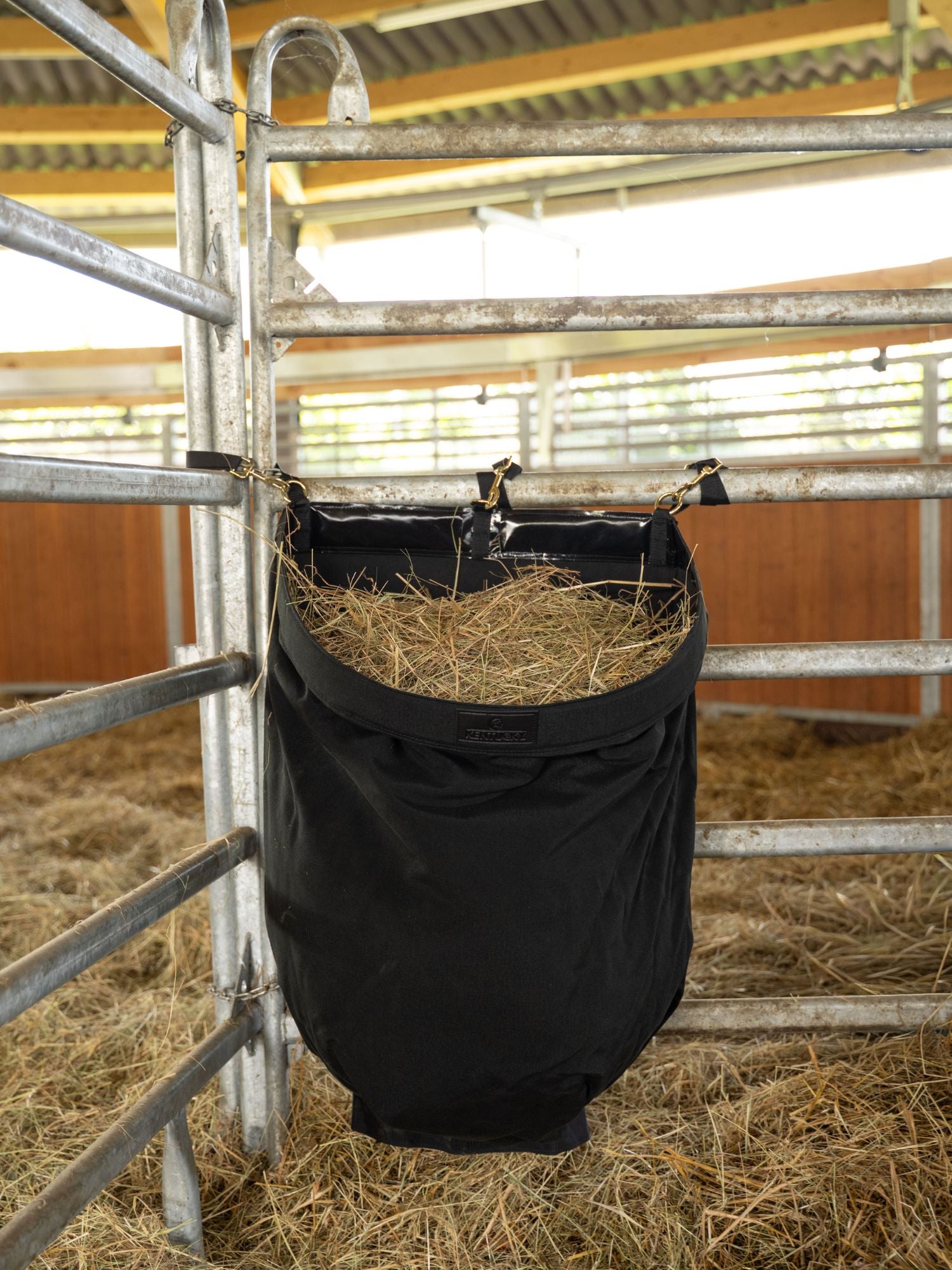 Hay Bag Straight Black