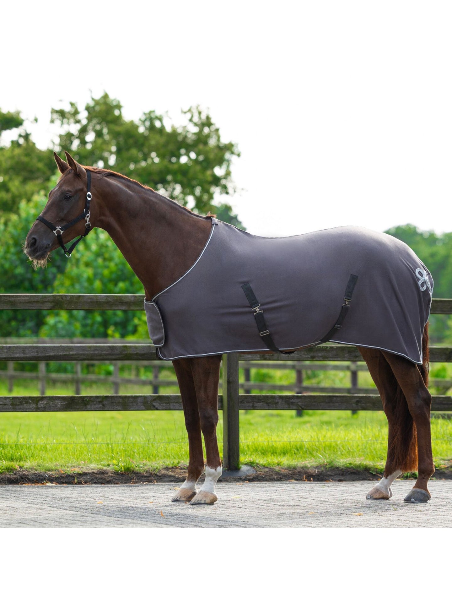 Fleecetäcke Med Silverfläta Grå/Silver