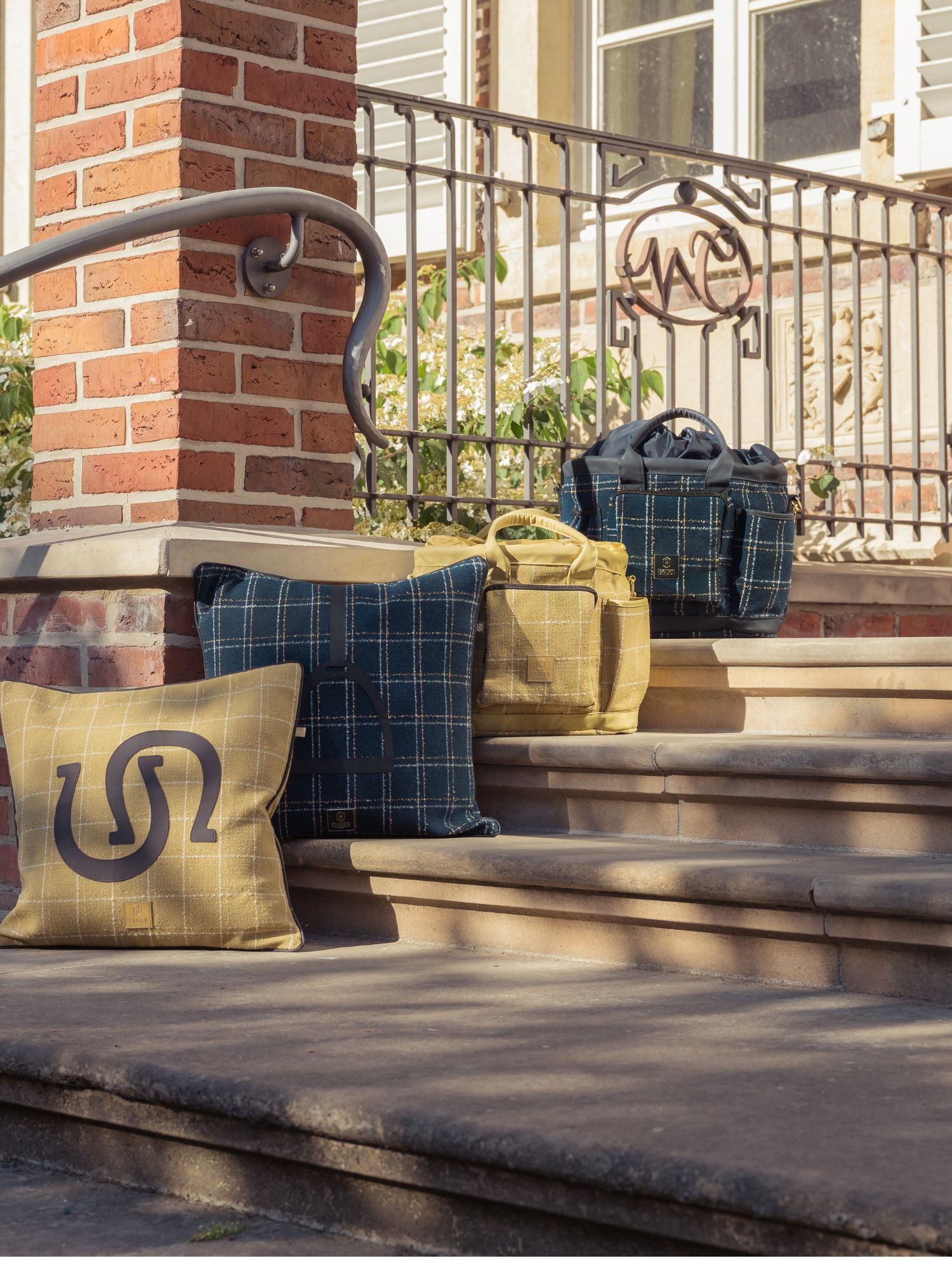 Ryktväska Bouclé Heritage Navy