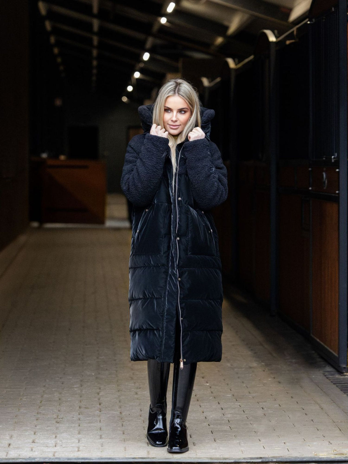 Maxi Coat Cavallika Black