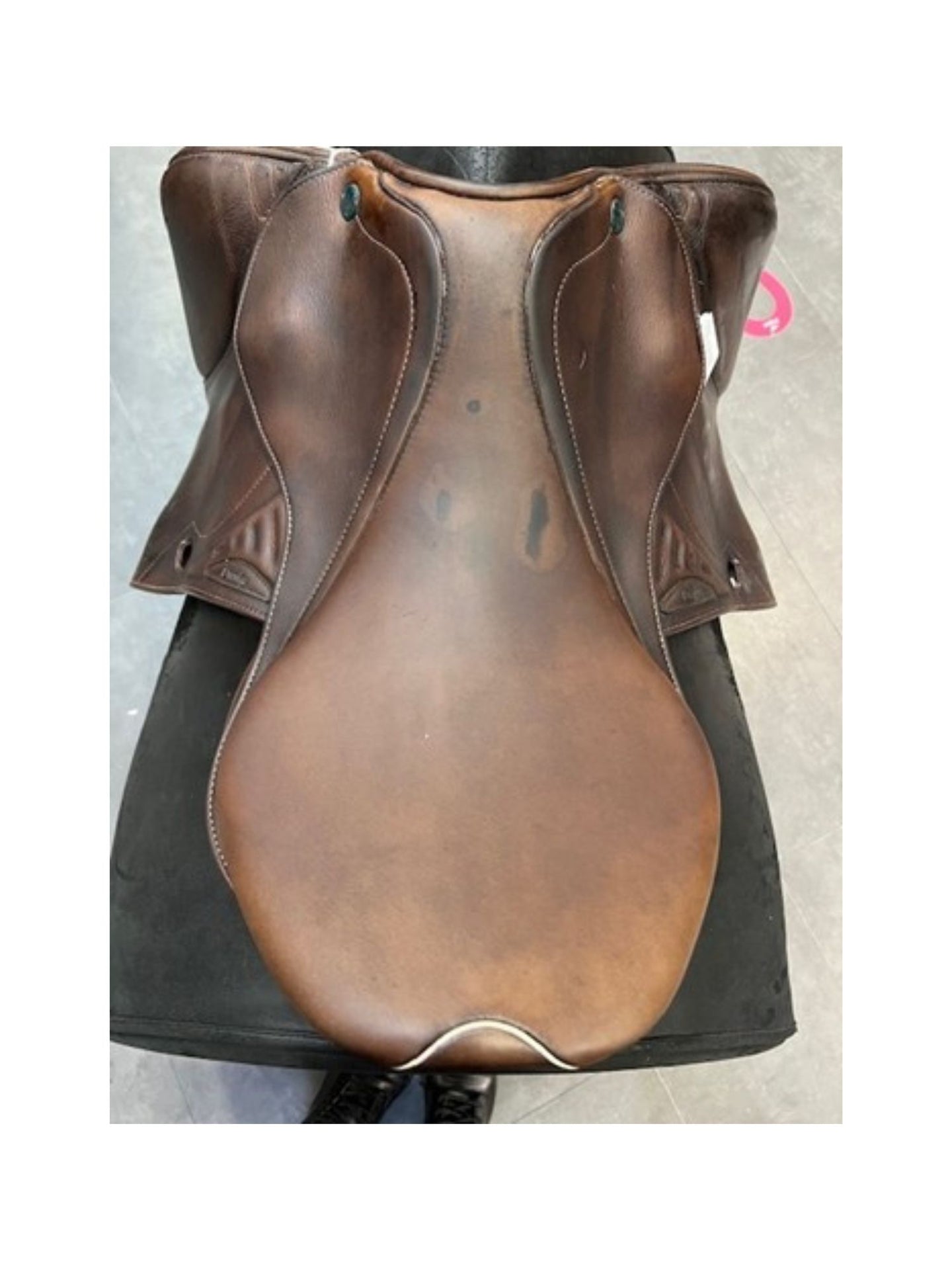 Prestige Versailles Hoppsadel 17"33 Brun